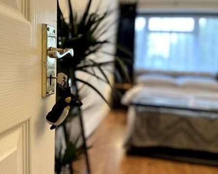 Fourwinds Hotel Молдън Екстериор снимка
